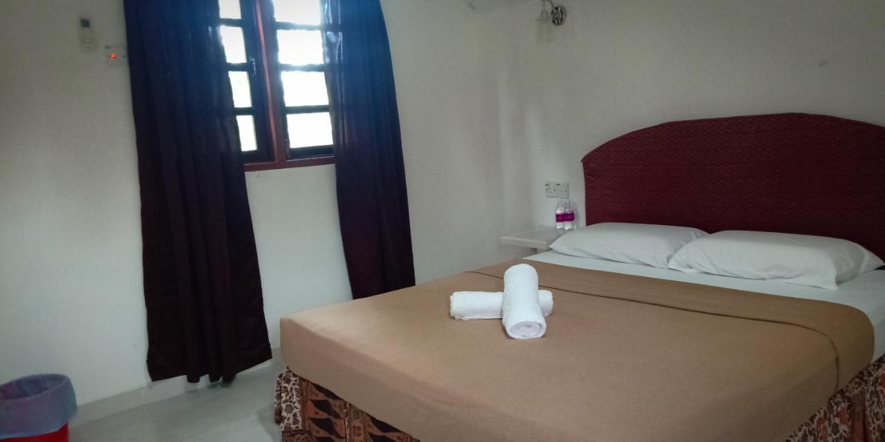 Noor Arfa River Chalet Kuala Terengganu Exterior photo